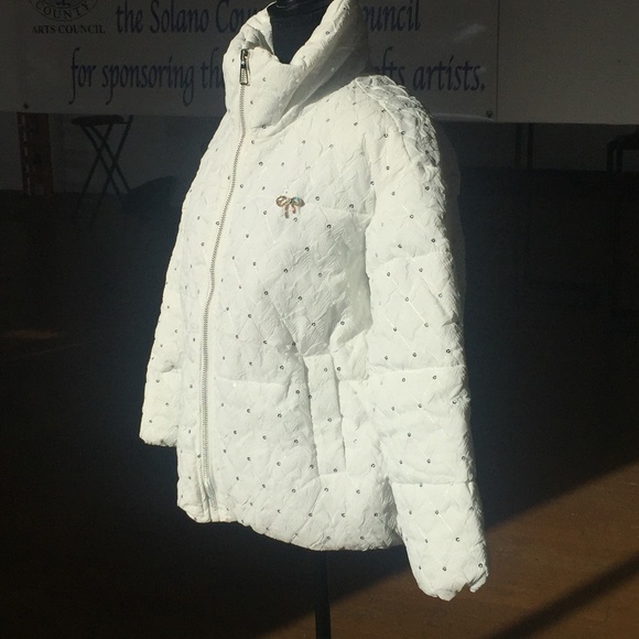 Bright white sequined puffer - Picture 4 of 5
